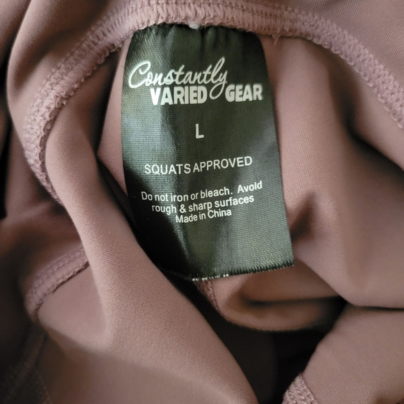 Constantly Varied Gear Leggings Size Large - Picture 5 of 6